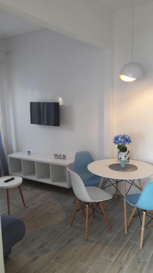 Apartments Villa Antony Дрвеник Экстерьер фото